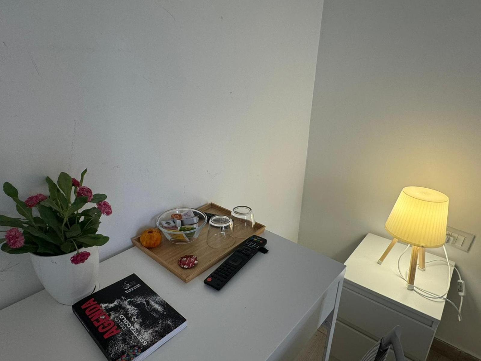 Modern Apartment / Room 2 Trente Buitenkant foto