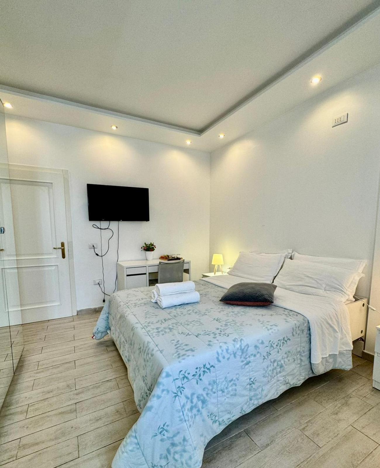 Modern Apartment / Room 2 Trente Buitenkant foto